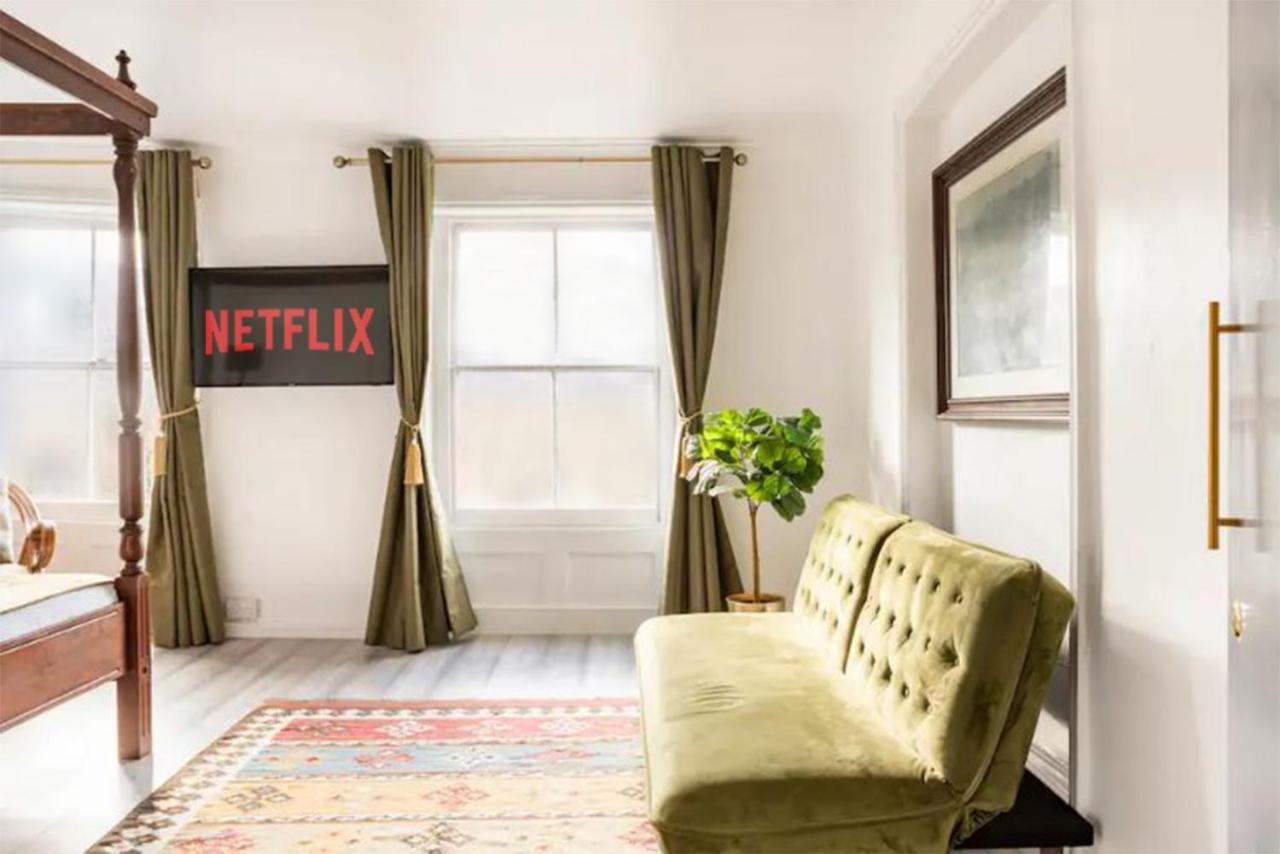 Victorian Style W/ Four-poster Bed In Camden Town Appartamento